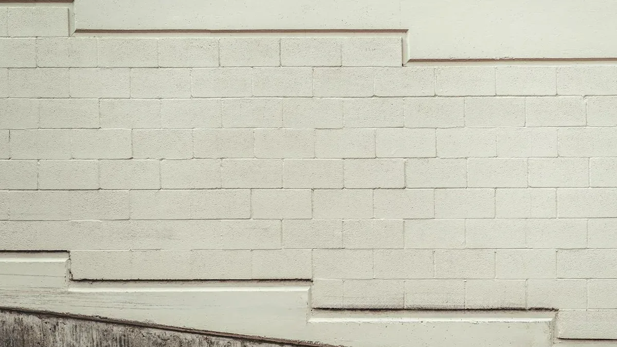 fondation pour un mur en parpaing — Fondation pour un mur en parpaing : ce qu’il faut savoir